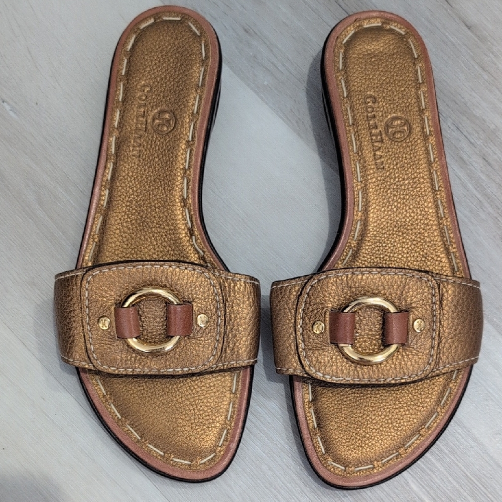 Cole Haan x Nike Air Gold and Brown Slide Sandals with Circular Accent Sz 6